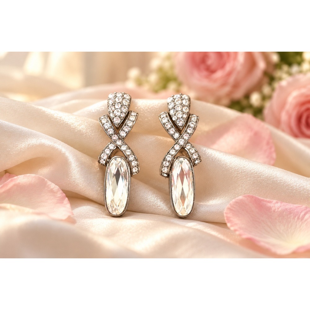 MMcrystal Swarovski Element Drop Earrings